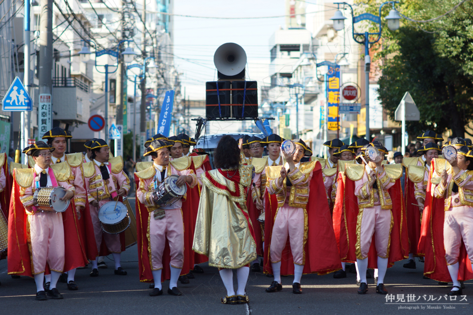 サンバ,仲見世バルバロス